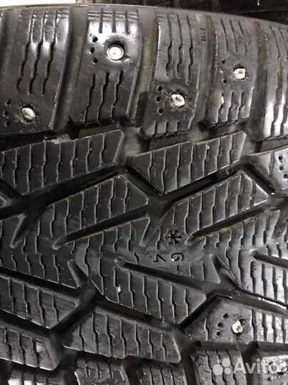 Nokian Tyres Hakkapeliitta 7 225/55 R16 99T