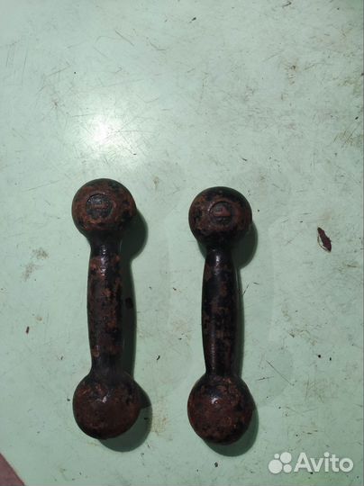 Гантели по 1 кг