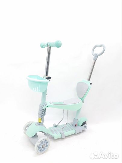 Самокат с сиденьем и ручкой голубой (новый)