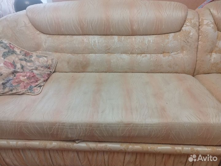 Угловой диван бу