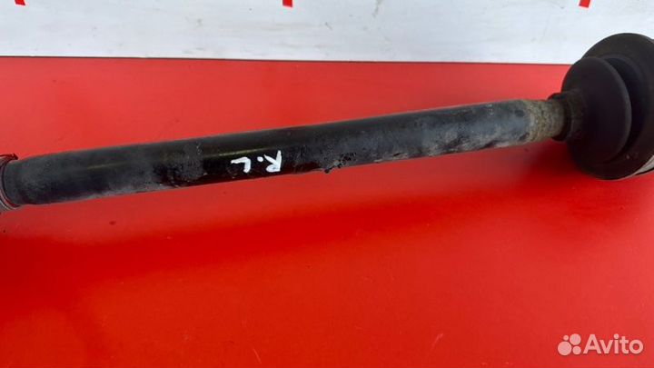 Привод задний левый Audi A6 C6 AUK 3.2 2008