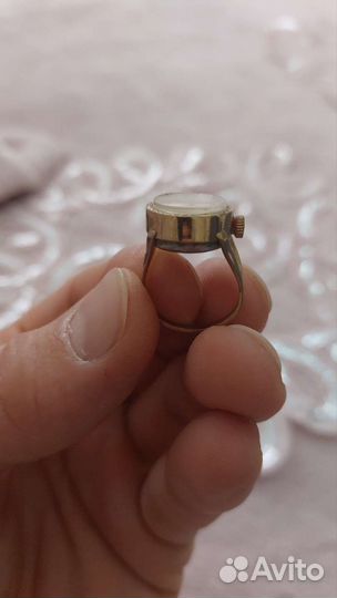 Часы кольцо чайка