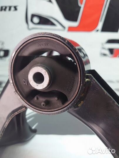 Опора двигателя Mitsubishi Lancer 10