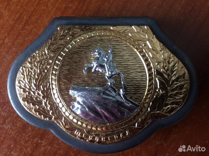 Продаю пудреницу. Винтаж