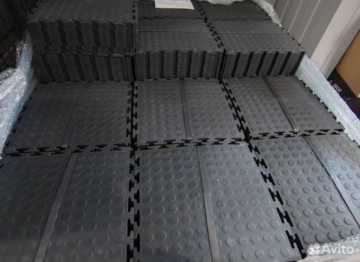 Модульная плитка пвх в фитнес зал