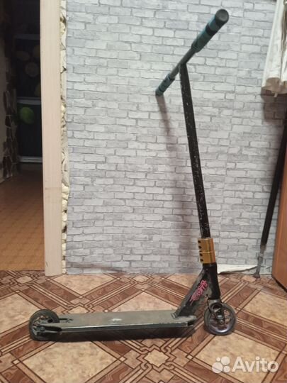 Трюковой самокат