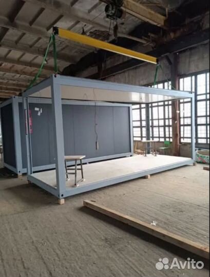 Продаем бытовки бу с окнами