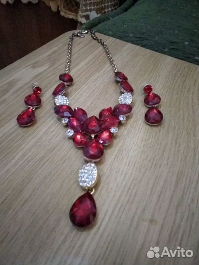Колье