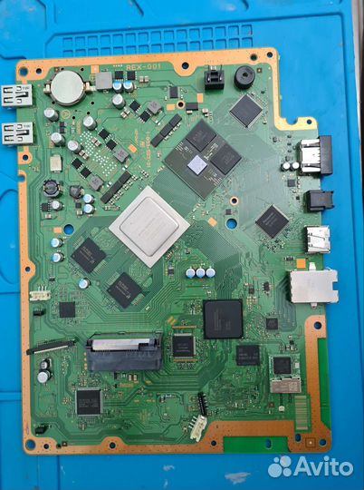 Игровая приставка ps3 super slim прошитая