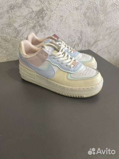 Кроссовки nike женские