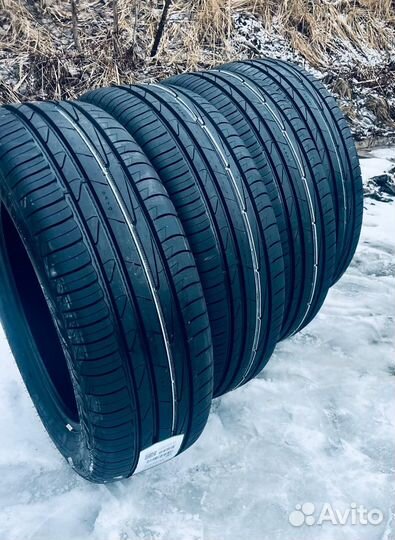 Ikon Tyres Autograph Aqua 3 SUV 225/60 R17