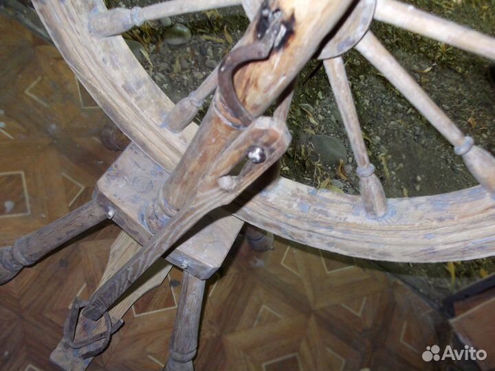 Прялка деревянная старинная