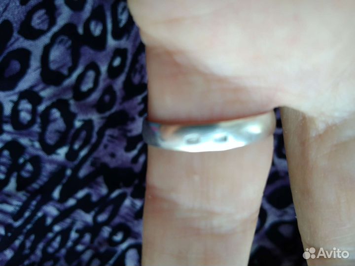 Серебряное кольцо