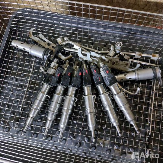 Ультразвуковая мойка, очистка деталей