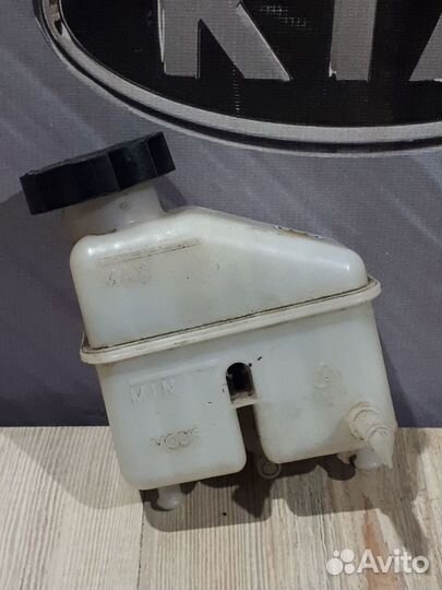 Бачок тормозной жидкости Kia ceed 1 ED