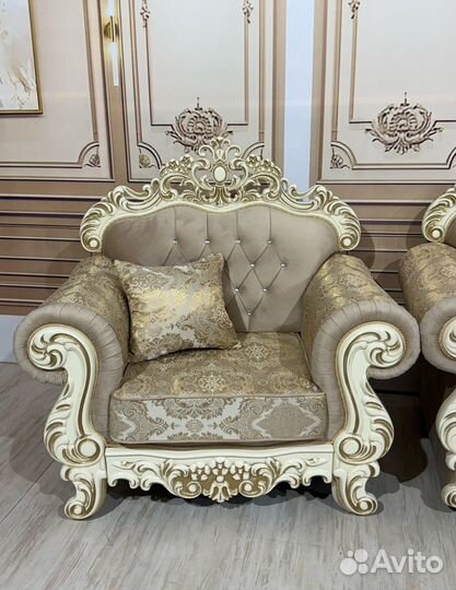 Мягкая мебель «Корона 2»