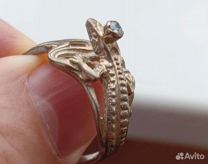 Серебряное кольцо