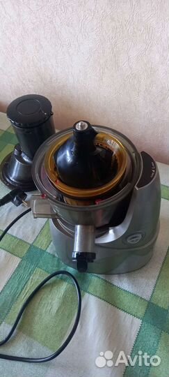 Соковыжималка шнековая bork