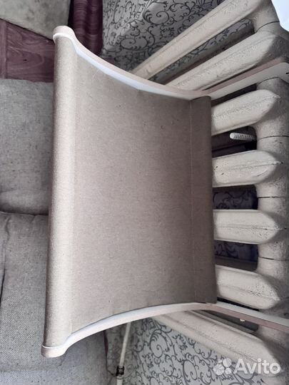 Лежанка для кошек на батарею