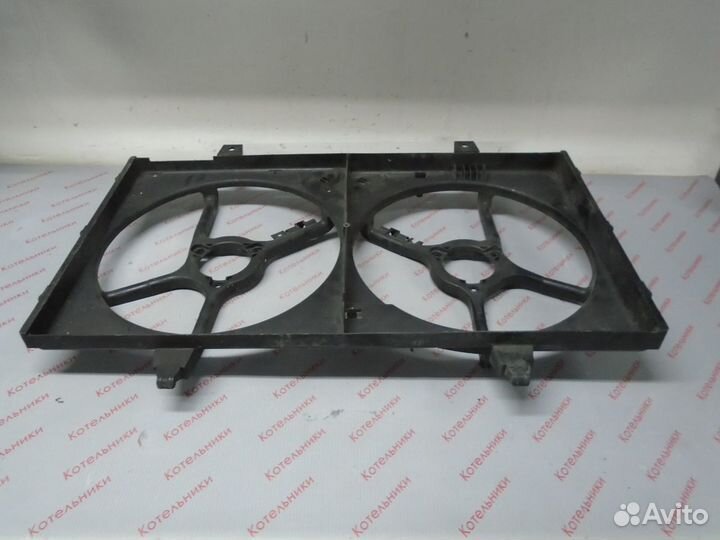 Nissan 21483-WA200 Диффузор вентиляторов