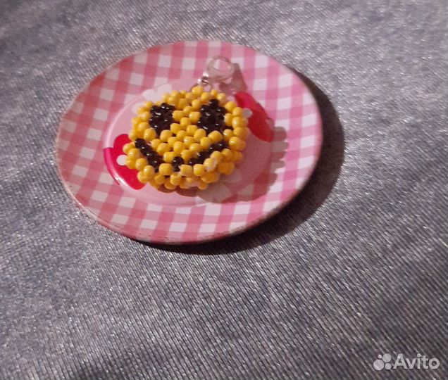 Смайлик из бисера