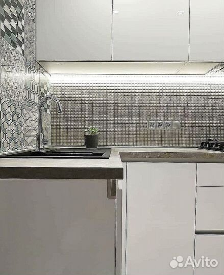 Кухня до потолка