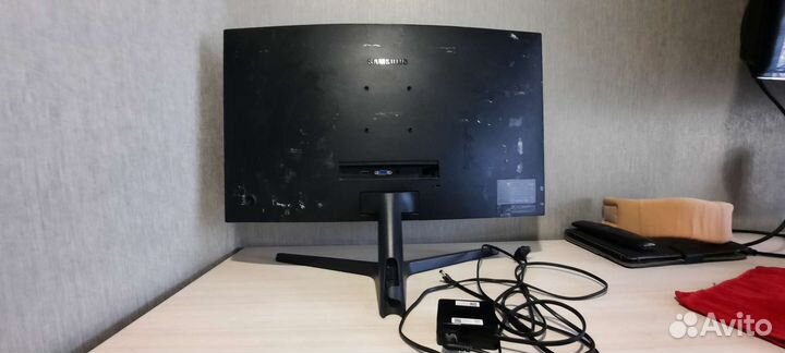 Монитор Samsung c27r500fhi сломанный