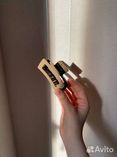 Крабик для волос