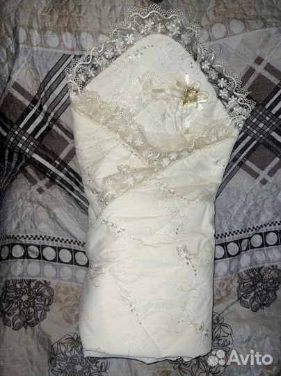 Конверт на выписку из роддома и комрлект одежды