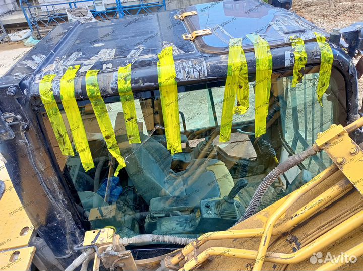Стекло кабины hitachi ZW 120