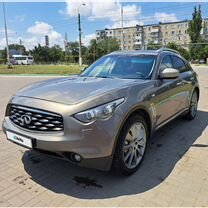 Infiniti FX50 5.0 AT, 2009, 208 000 км, с пробегом, цена 1 900 000 руб.