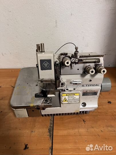 Промыленный оверлок Typical GN 2000-3C