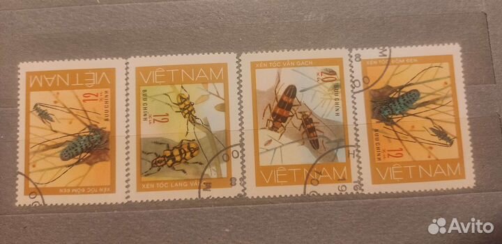 Марки с изображениями насекомых