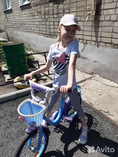 Детский велосипед для девочки
