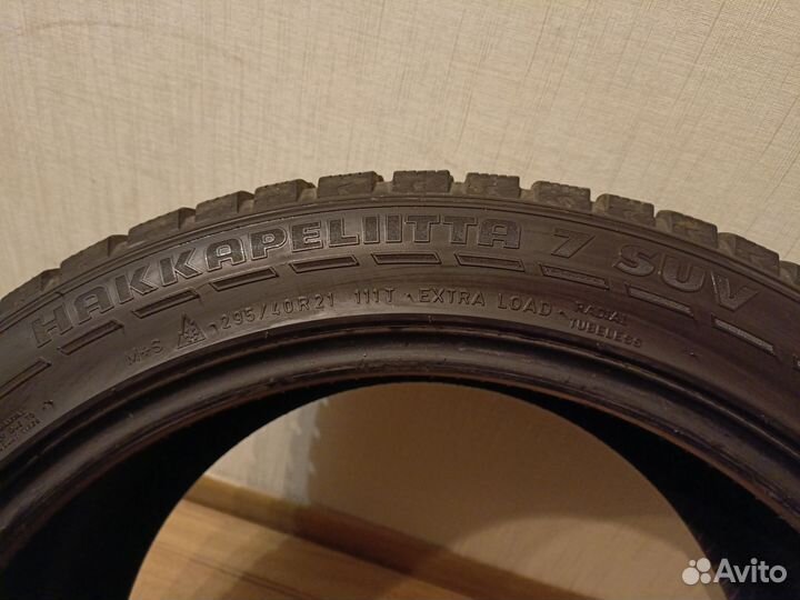 Nokian Tyres Hakkapeliitta 7 SUV 295/40 R21 111T