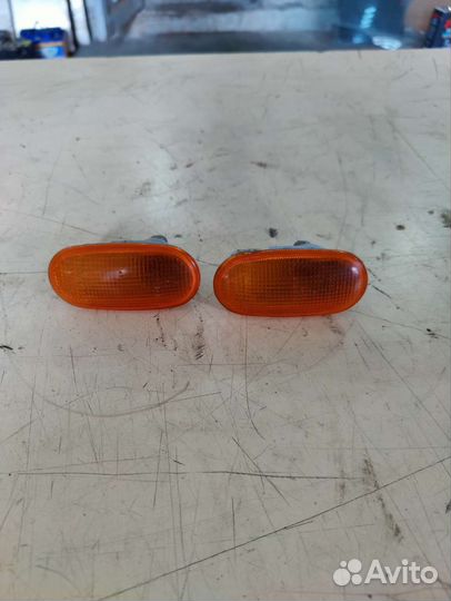 Повторитель поворота mitsubishi lancer 7