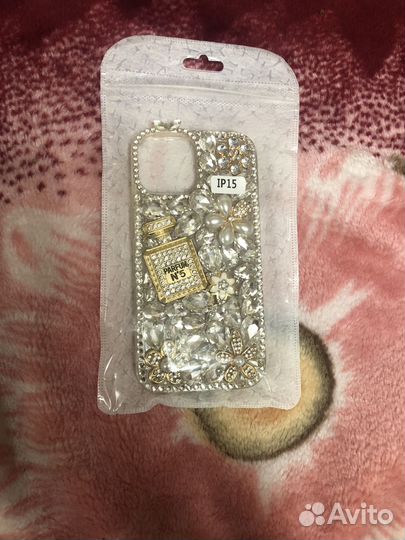 Чехол на iPhone 15