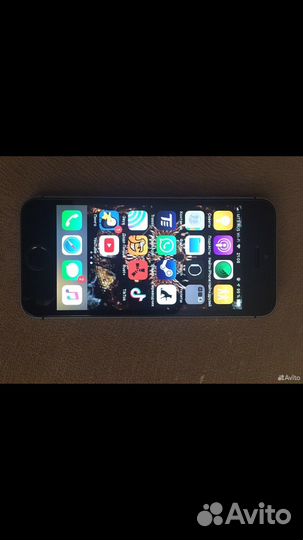 Телефон iPhone 5s