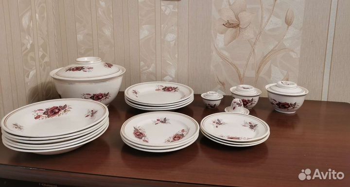 Набор столовой посуды