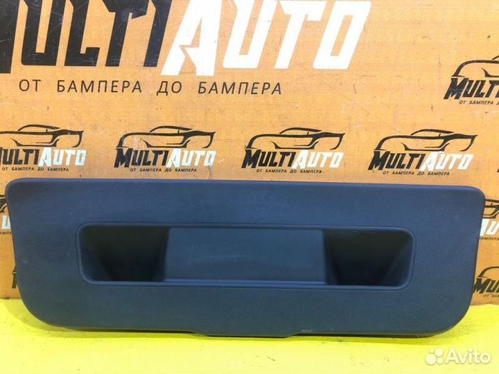 Обшивка крышки багажника Volkswagen Polo 5 седан