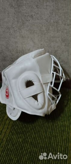 Шлем для карате с забралом +защита на руки