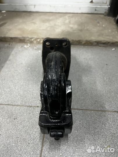 Крюк буксировочный Фаркоп газ-53,66,3309,3307