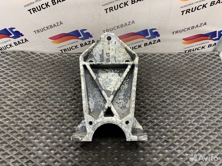 Кронштейн крепления крыла