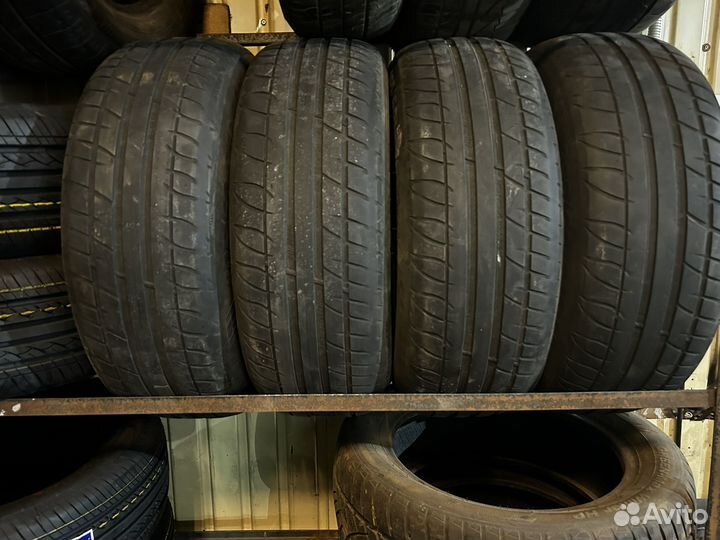 Tigar UHP Ultra High Performance 205/60 R16 98ZR