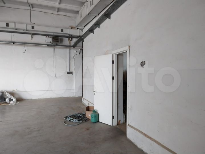 Склад, 750 м²