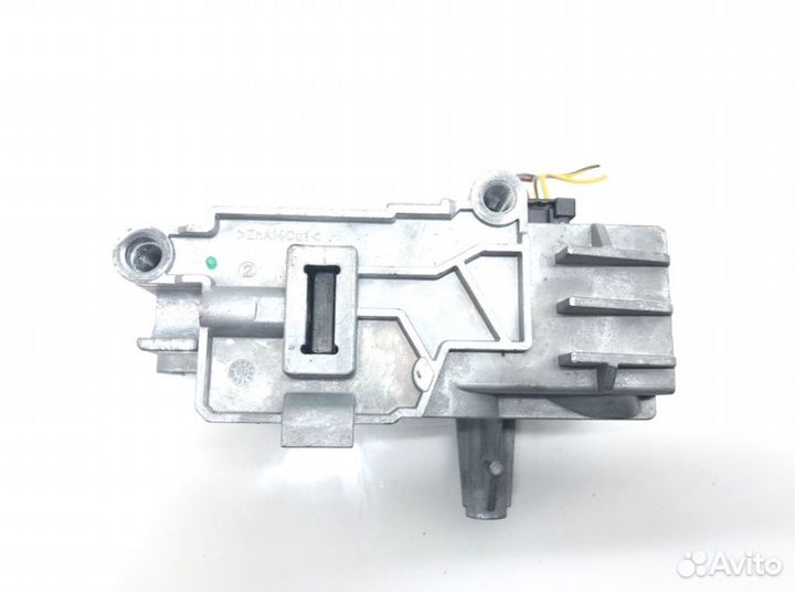 Замок рулевой колонки Land Rover Discovery 4 2.7