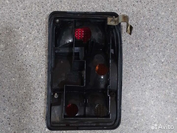 Задняя блок-фара ваз 2104