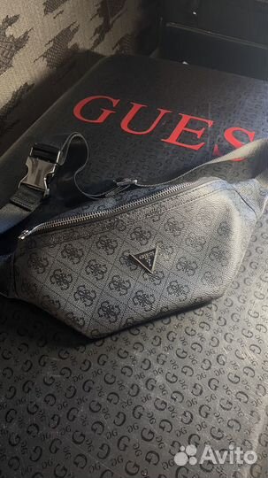 Сумка Guess поясная