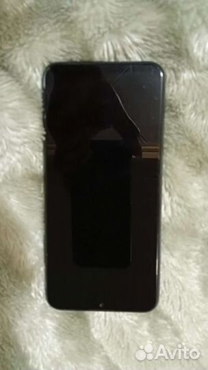 Телефон honor 10i