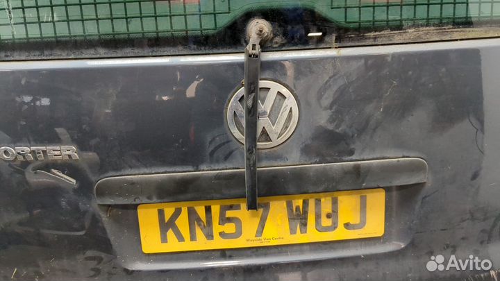 Двигатель стеклоочистителя задний Volkswagen Transporter 5, 2007